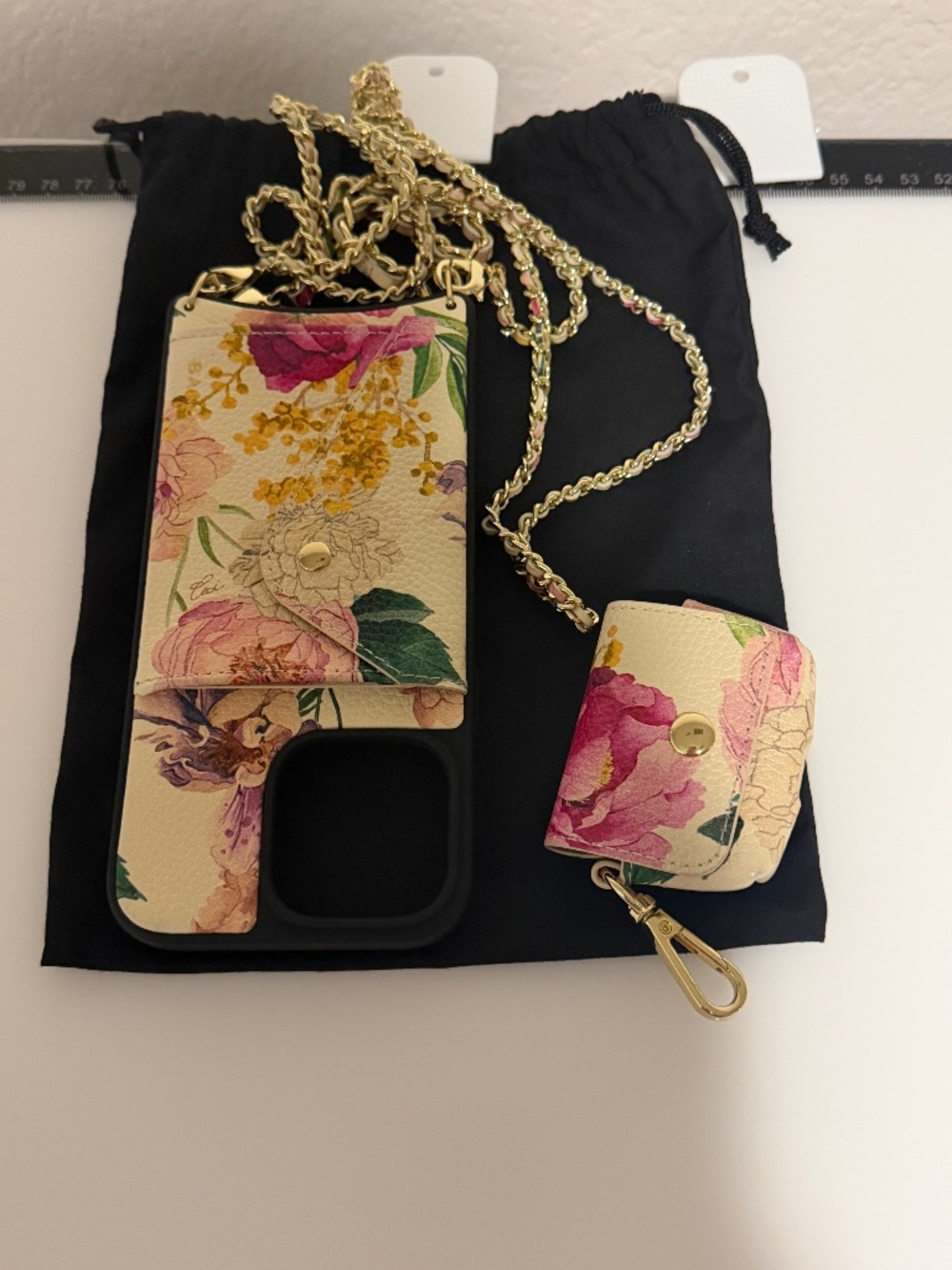 Lily Duet Ceci Ivory Floral Gold 16 Pro Max Case and AirPods Case